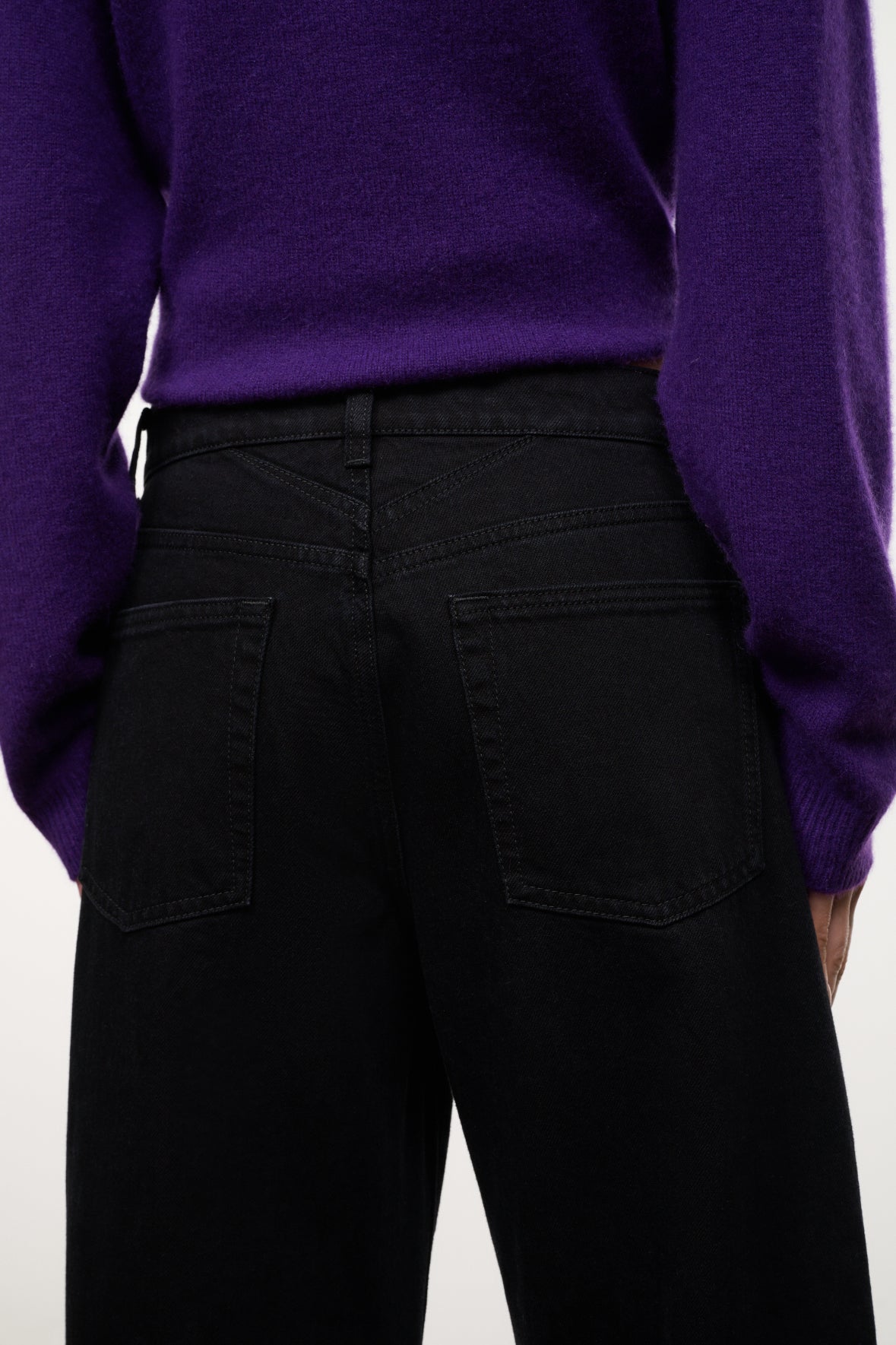 Gus Relaxed Jean | Jet Black
