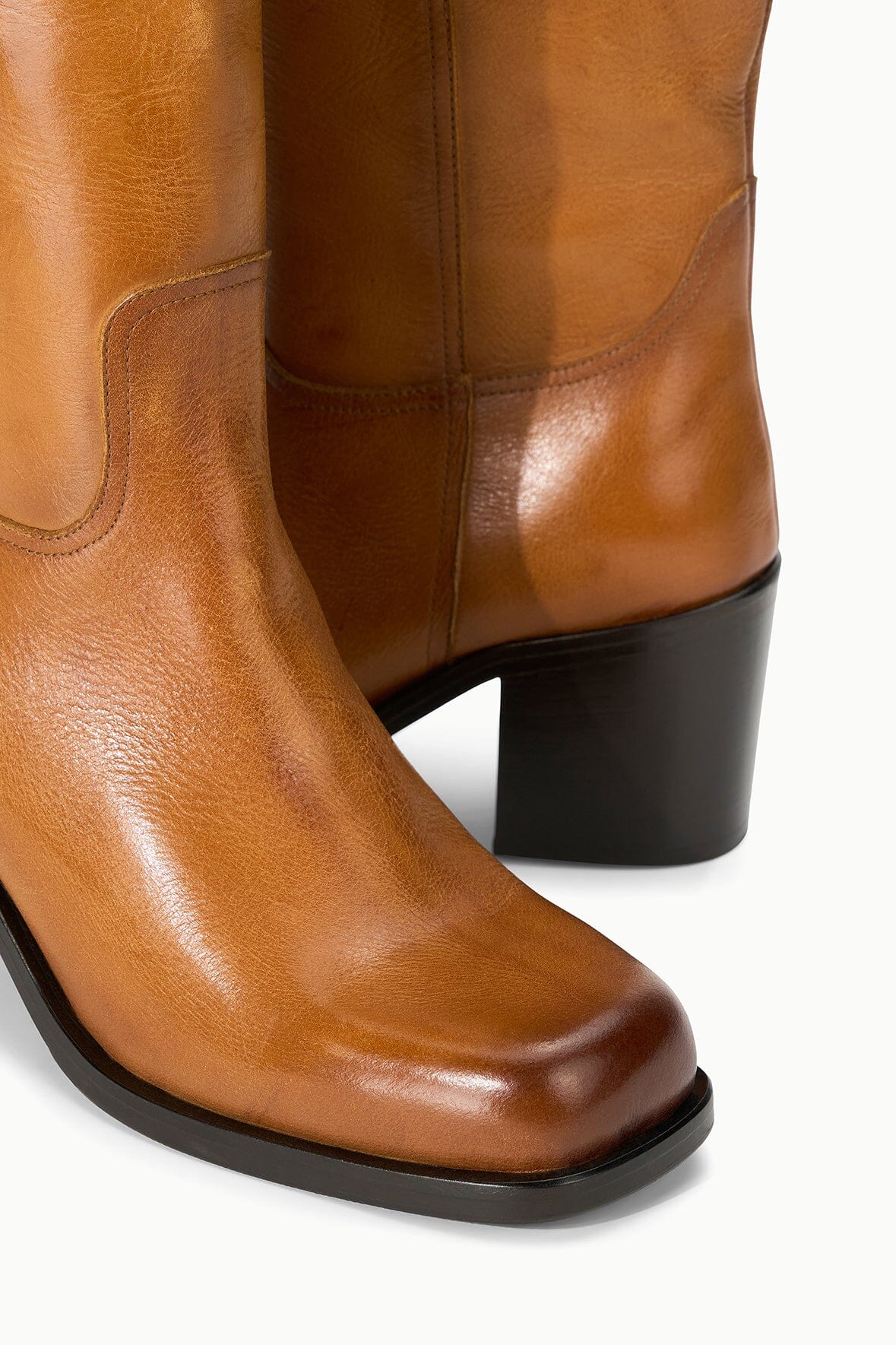 Brooklyn Boot | Cashew Distressed