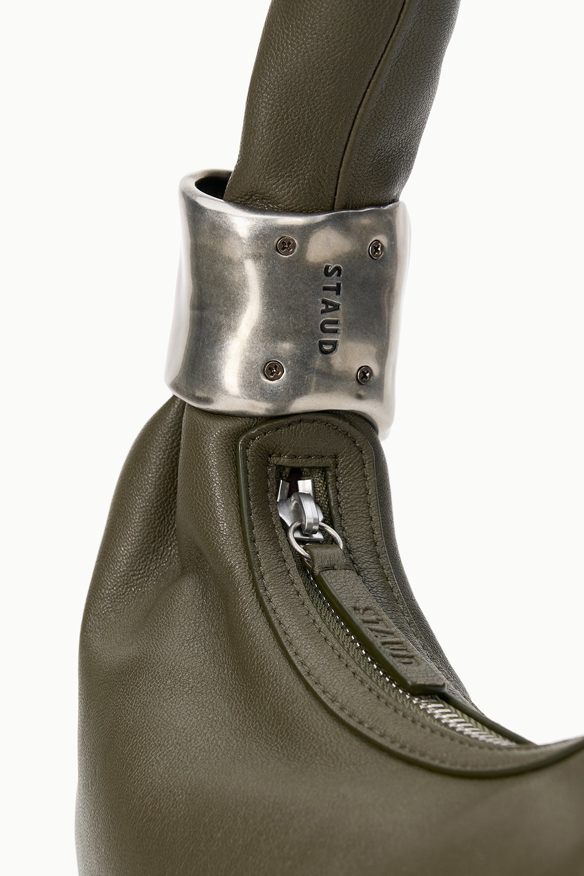 Noto Cuff Bag | Martini